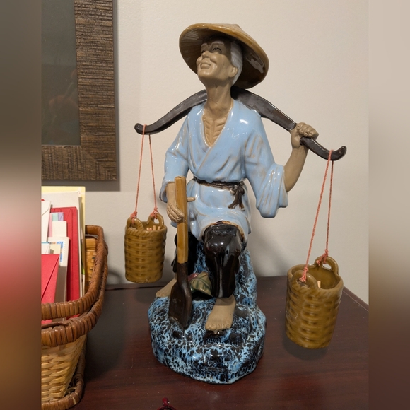 Vintage Chinese Fisherman Porcelain Figurine.Beautiful Condition.